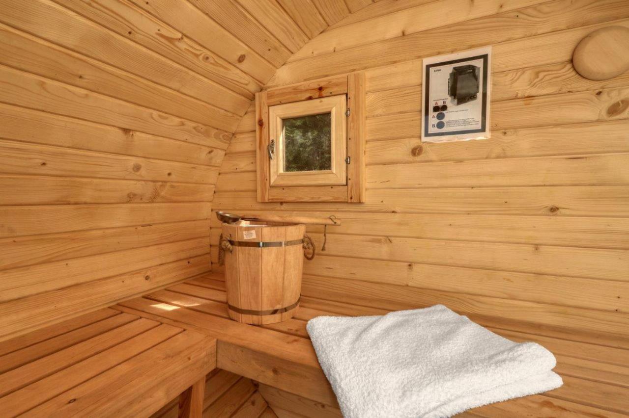 Seepark Kirchheim Ferienhaus Bei Diane Mit Sauna Exteriör bild