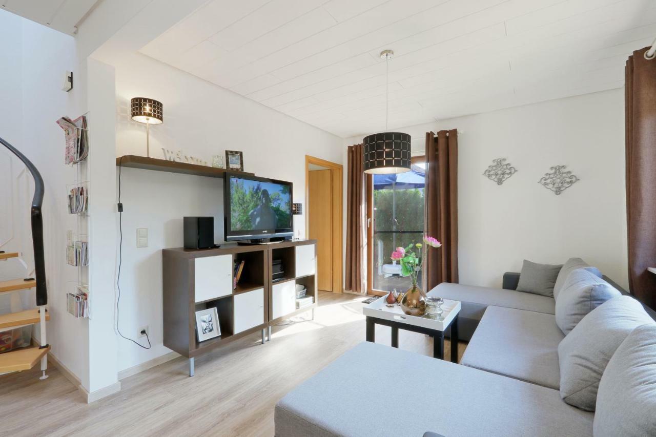 Seepark Kirchheim Ferienhaus Bei Diane Mit Sauna Exteriör bild